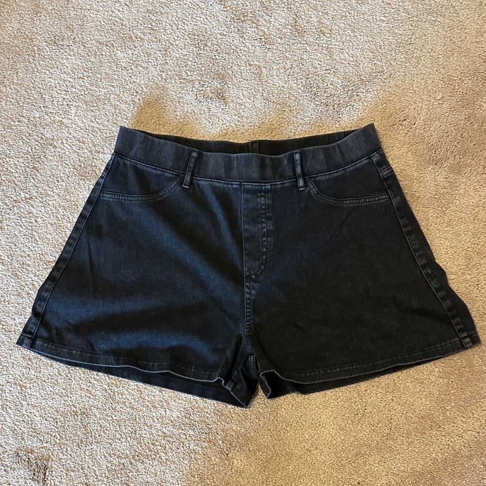 HALARA Flex Black Denim Shorts